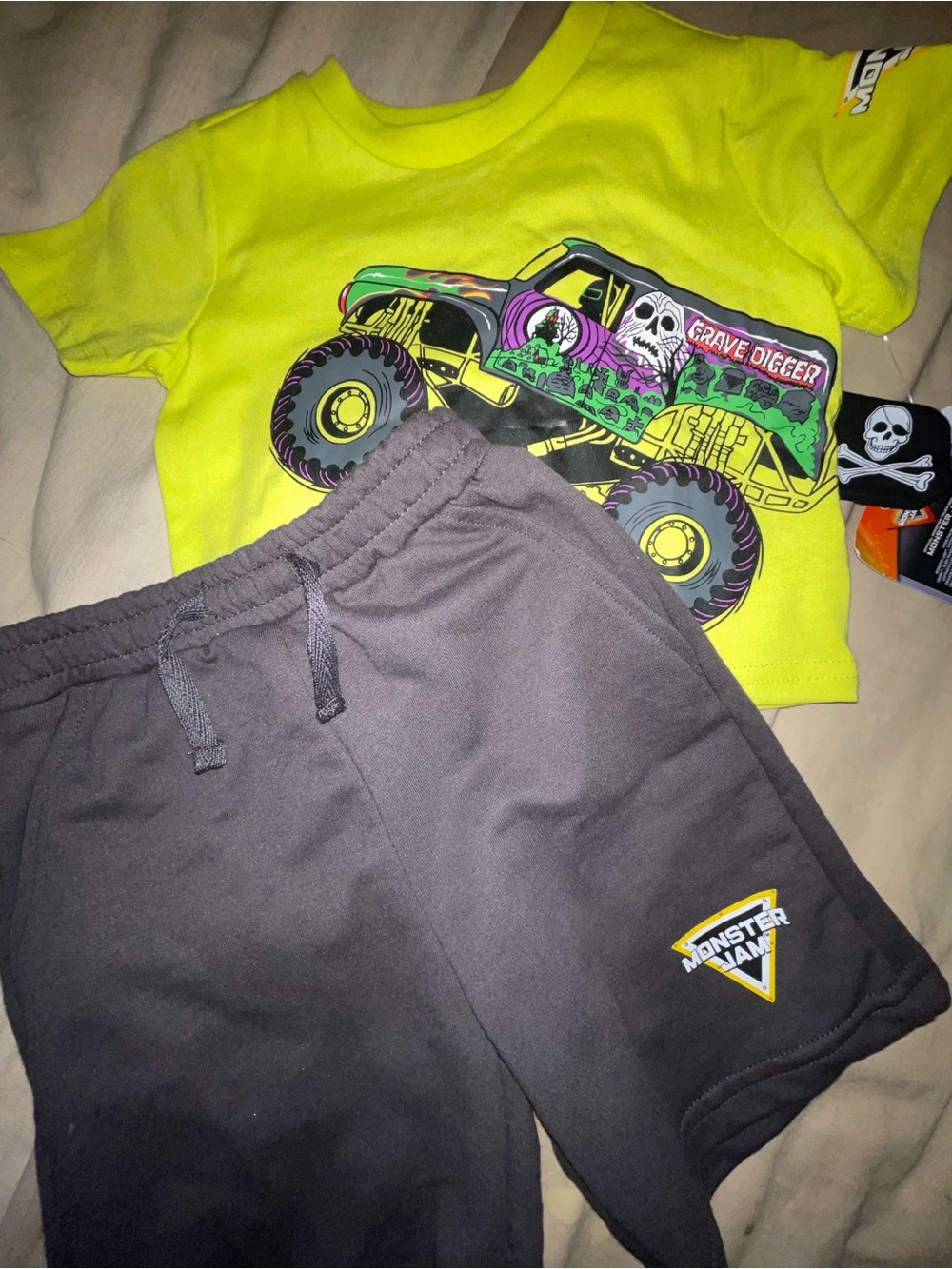 Monster Jam Grave Digger short set